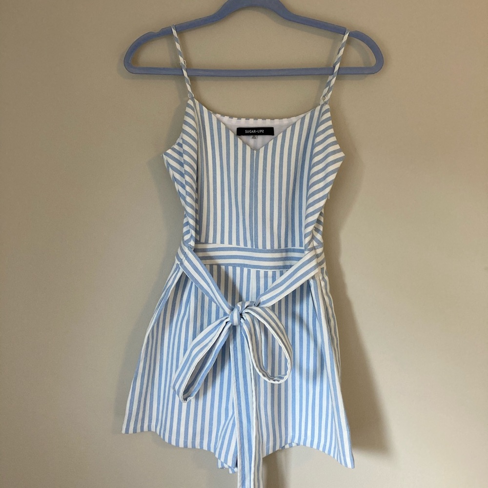 NWOT Sugar + Lips Lynsea Dillards Blue and White Stripe Romper with Bow XS